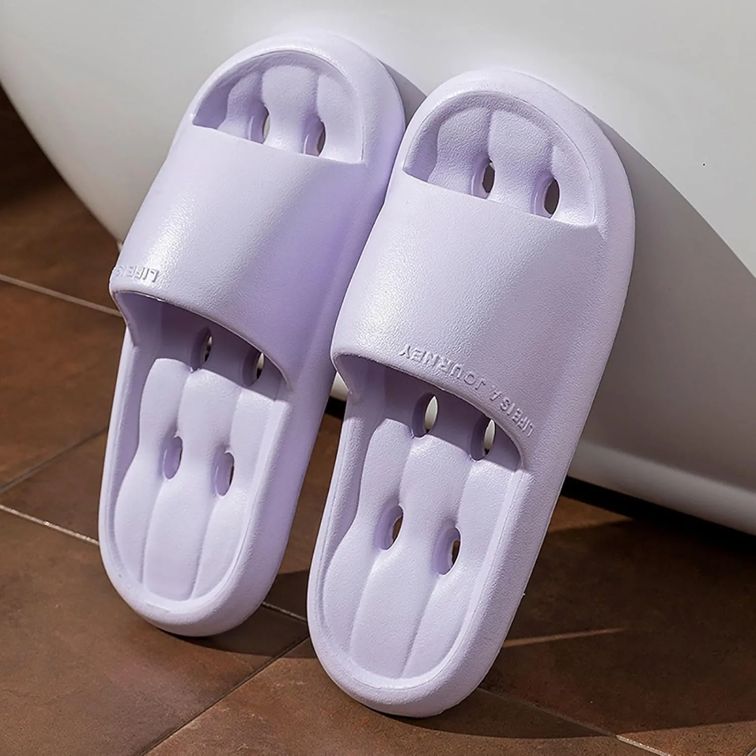 Bath Slippers Lightweight Beach Sandals Soft Sole Open Toe Ultra Comfort Recovery Pillow Slippers Slides