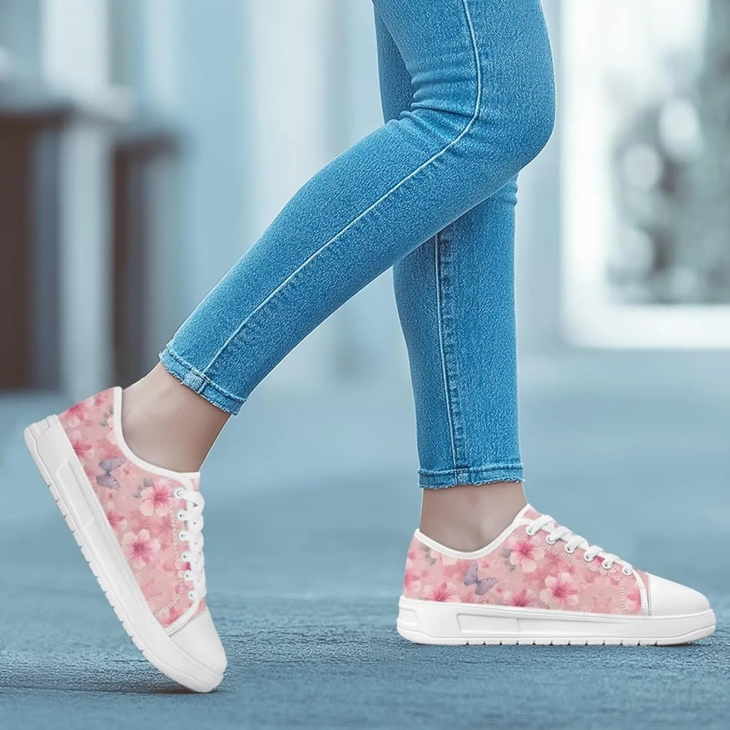 Canvas Shoes for Women Low Top Lace Up Tennis Shoes Girls Fashion Comfortable Sneakers Classic Casual Sneakers