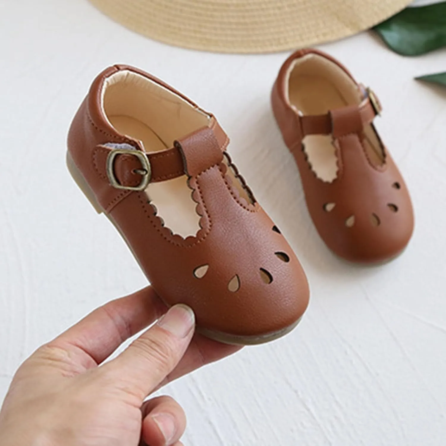 Children's Sandals Summer Solid Soft Sole Hollow Buckle Walking Shoes Birthday School Sandals for Girl Toddler