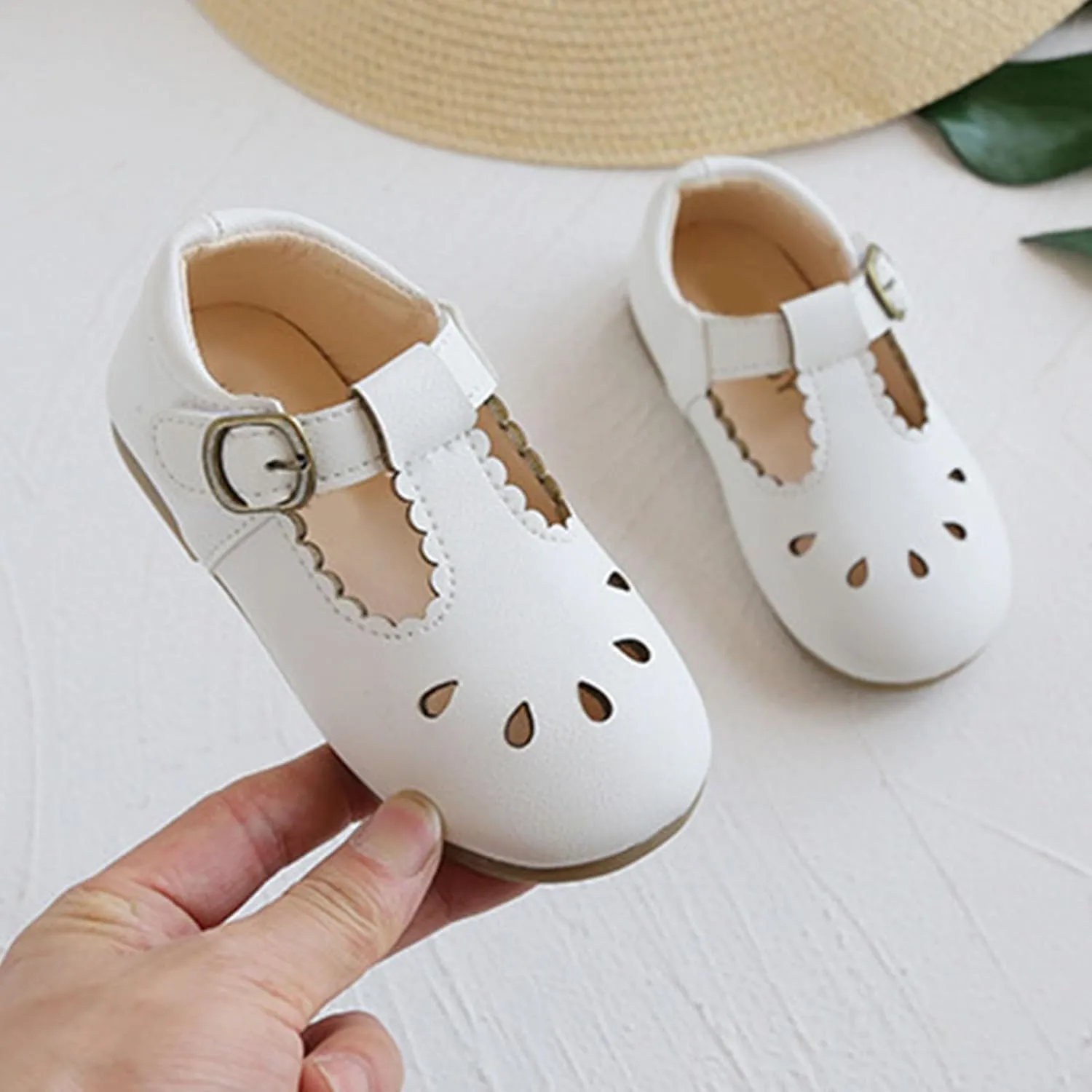 Children's Sandals Summer Solid Soft Sole Hollow Buckle Walking Shoes Birthday School Sandals for Girl Toddler
