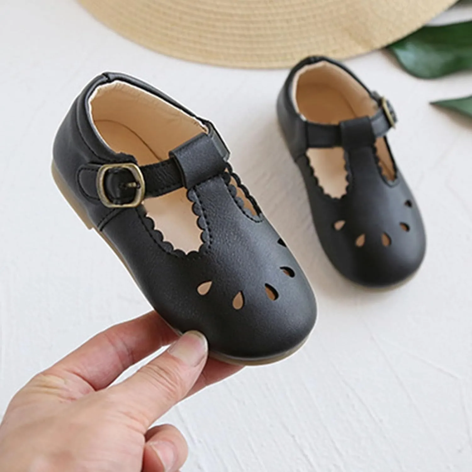 Children's Sandals Summer Solid Soft Sole Hollow Buckle Walking Shoes Birthday School Sandals for Girl Toddler