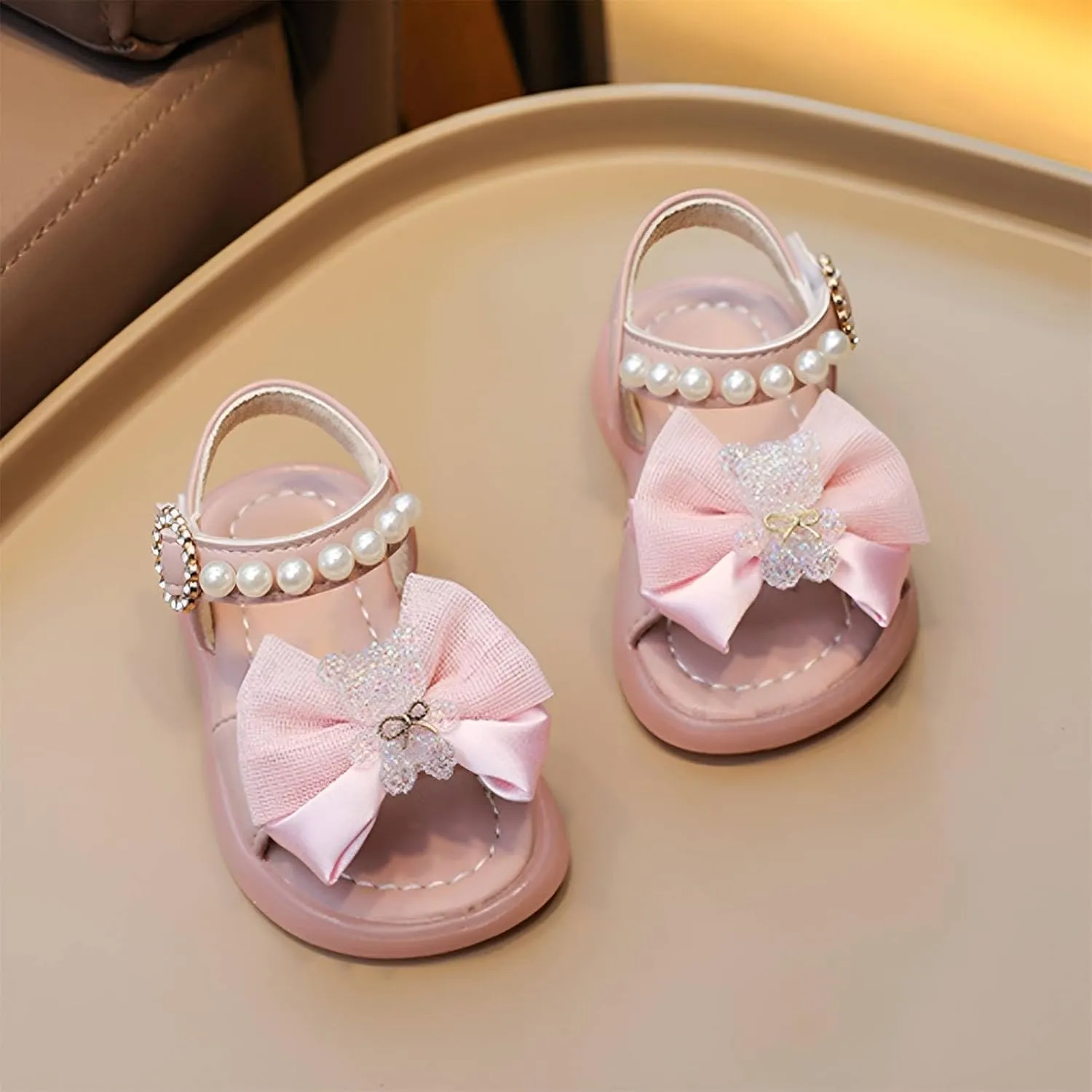 Girls Sandals Lightweight Open Toe Dress Shoes Soft Sole Summer Flat Sandals with Pearl Kids Princess Wedding Party