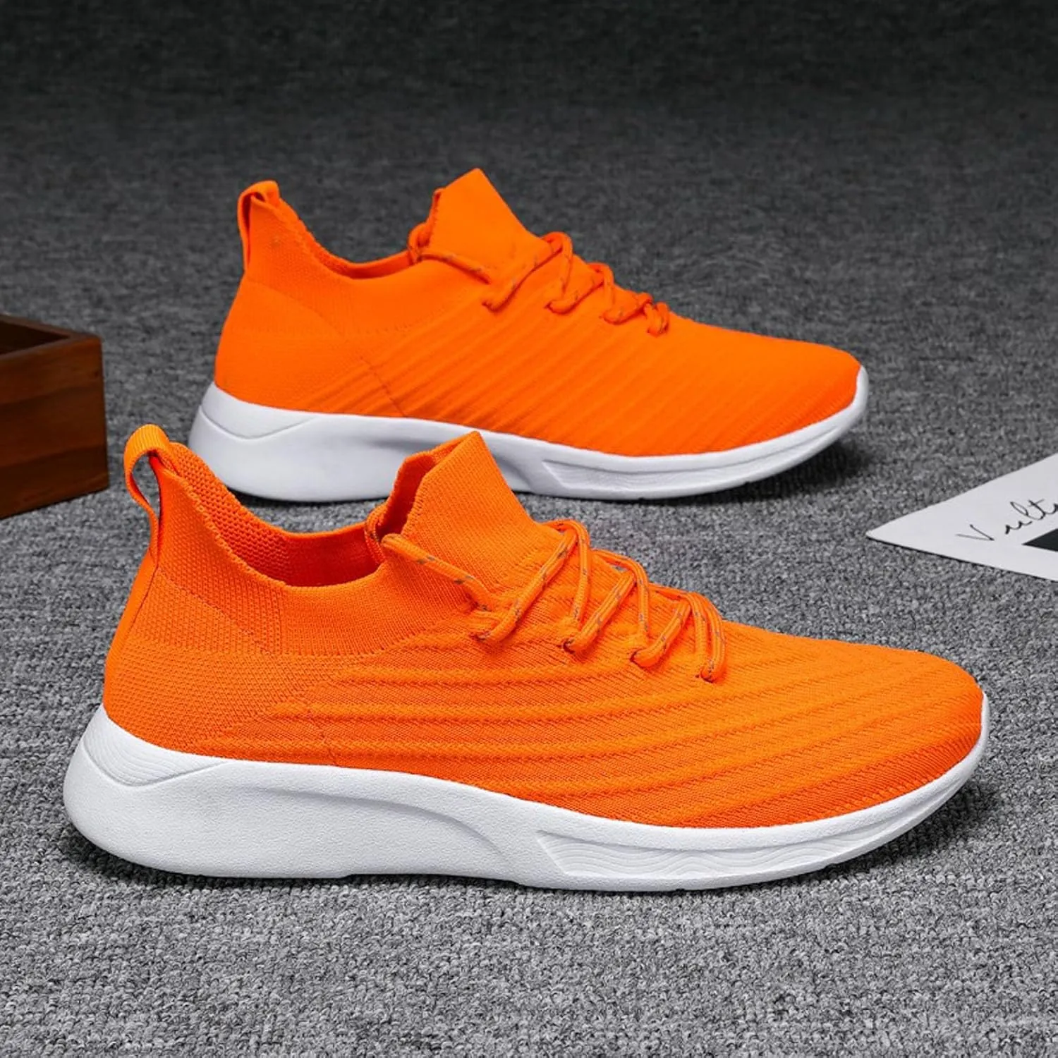 Men's Comfortable Canvas Shoes Breathable and Light Outdoor Comfy Walking Shoe Convenient Elderly Slip On Shoes