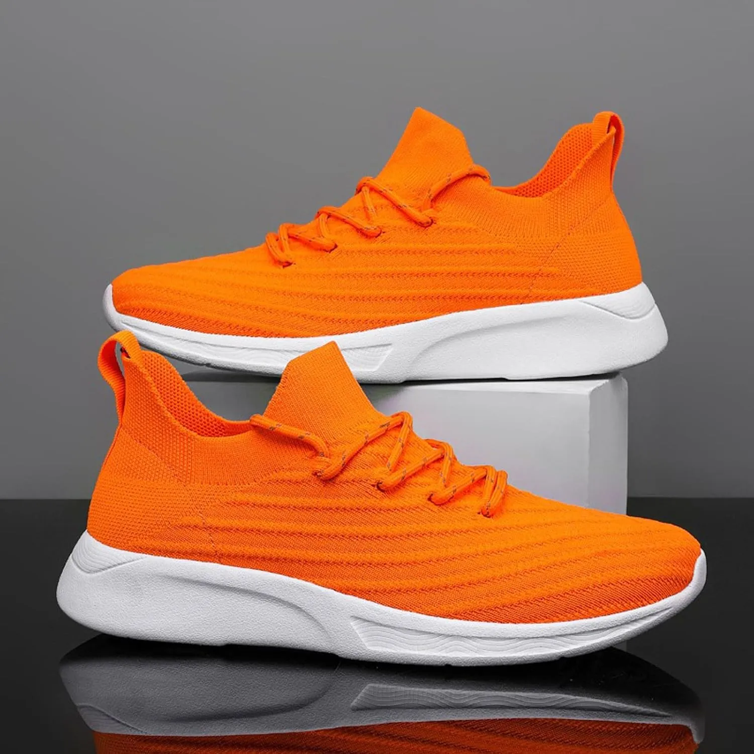 Men's Comfortable Canvas Shoes Breathable and Light Outdoor Comfy Walking Shoe Convenient Elderly Slip On Shoes