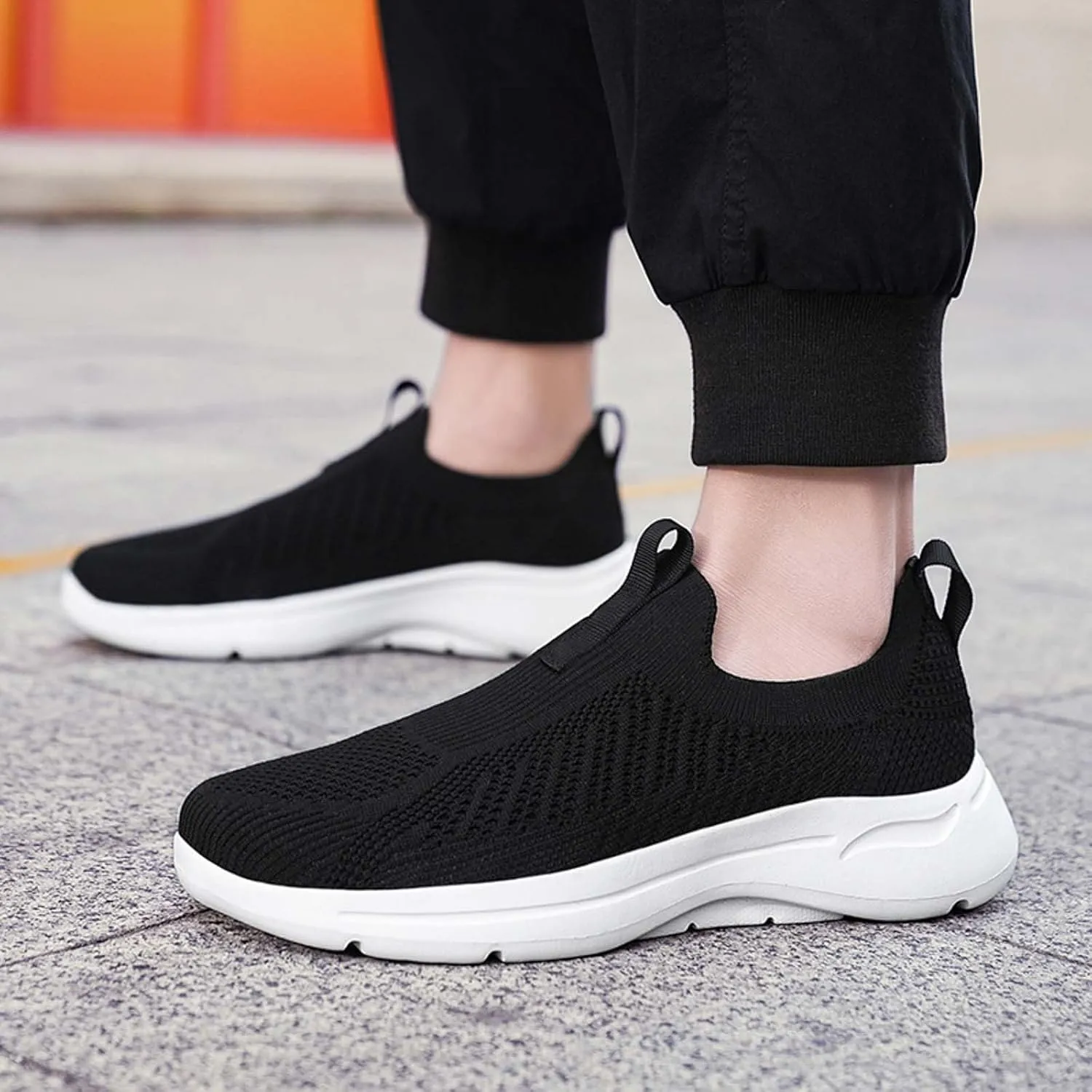Men's Comfortable Canvas Shoes Comfortable Breathable Lightweight Tennis Shoe Outdoor Non Slip Jogging Sneakers