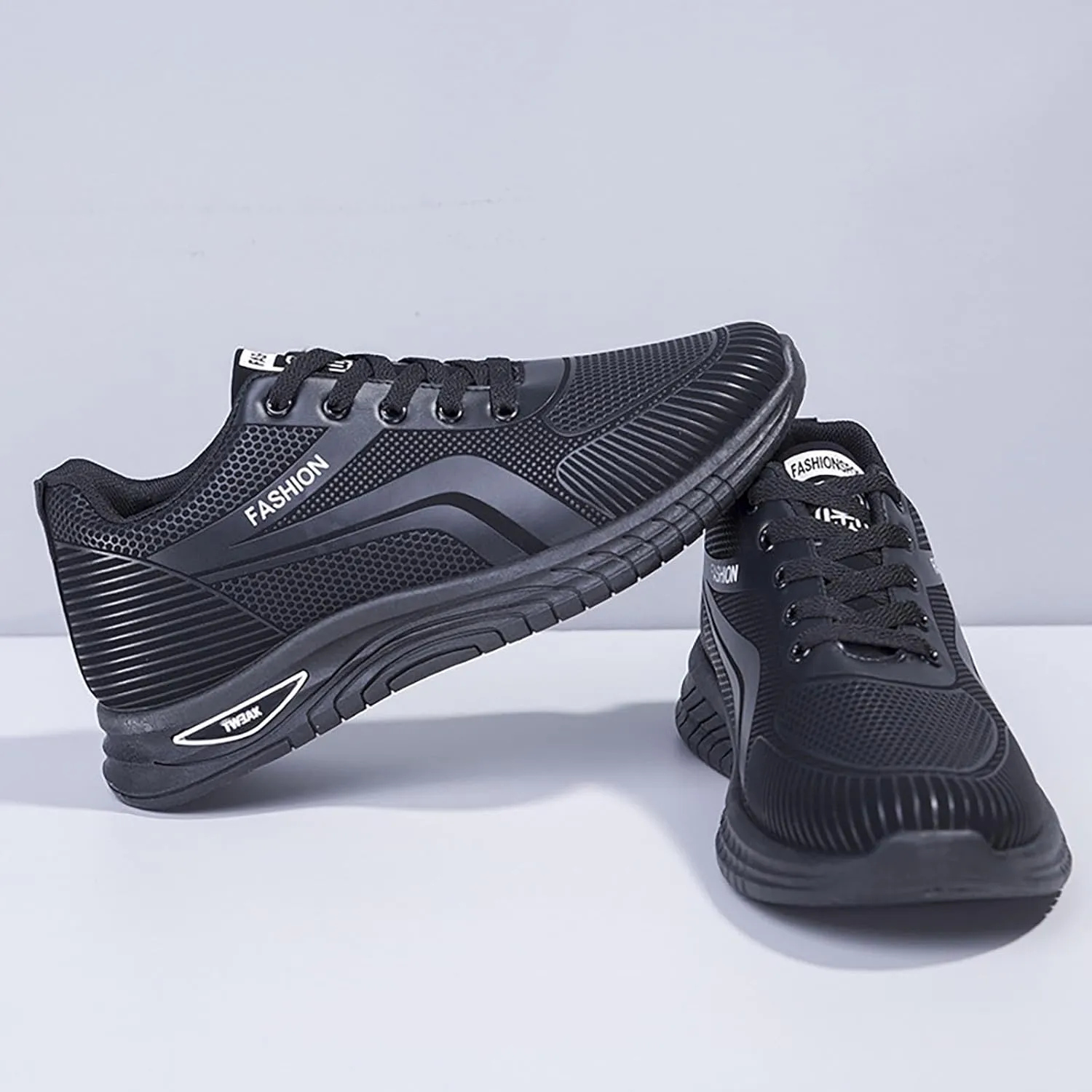 Men's Fashion Sneakers Mesh Lightweight Breathable Walking Shoes Non Slip Running Shoes Lace Up Tennis Shoes