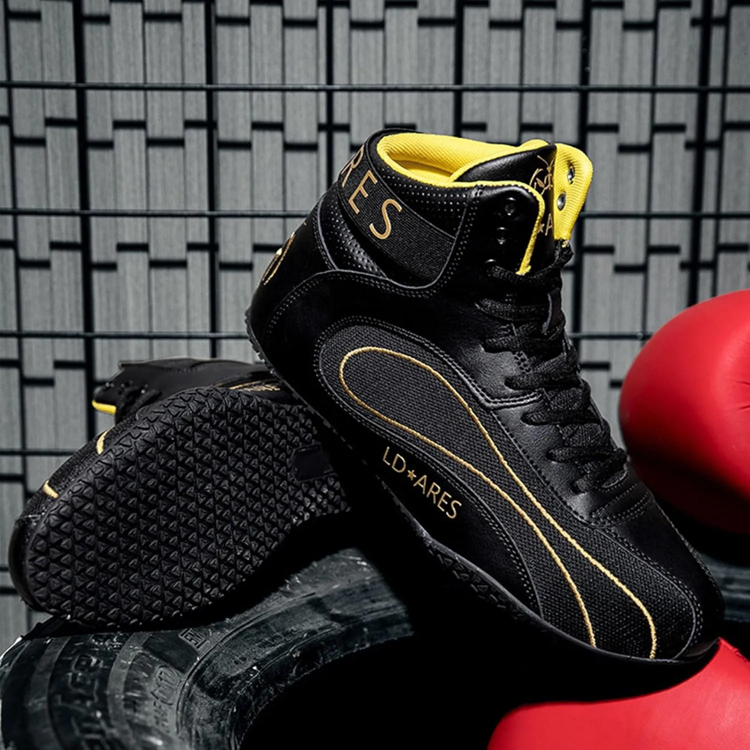 Men's High Top Wrestling Shoes Lightweight High Top Boxing Boots for Gym,Powerlifting,Bodybuilding,Taekwondo Training