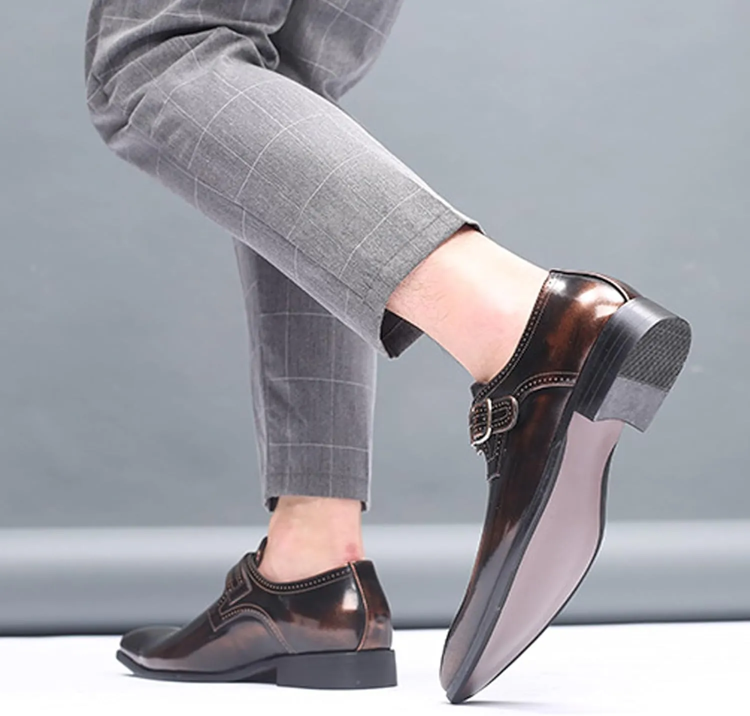 Men's Leather Rubbed Color Chunky Heel Formal Loafers Retro Pointed Metal Monk Buckle Non-Slip One-Step Business Wedding Formal Shoes