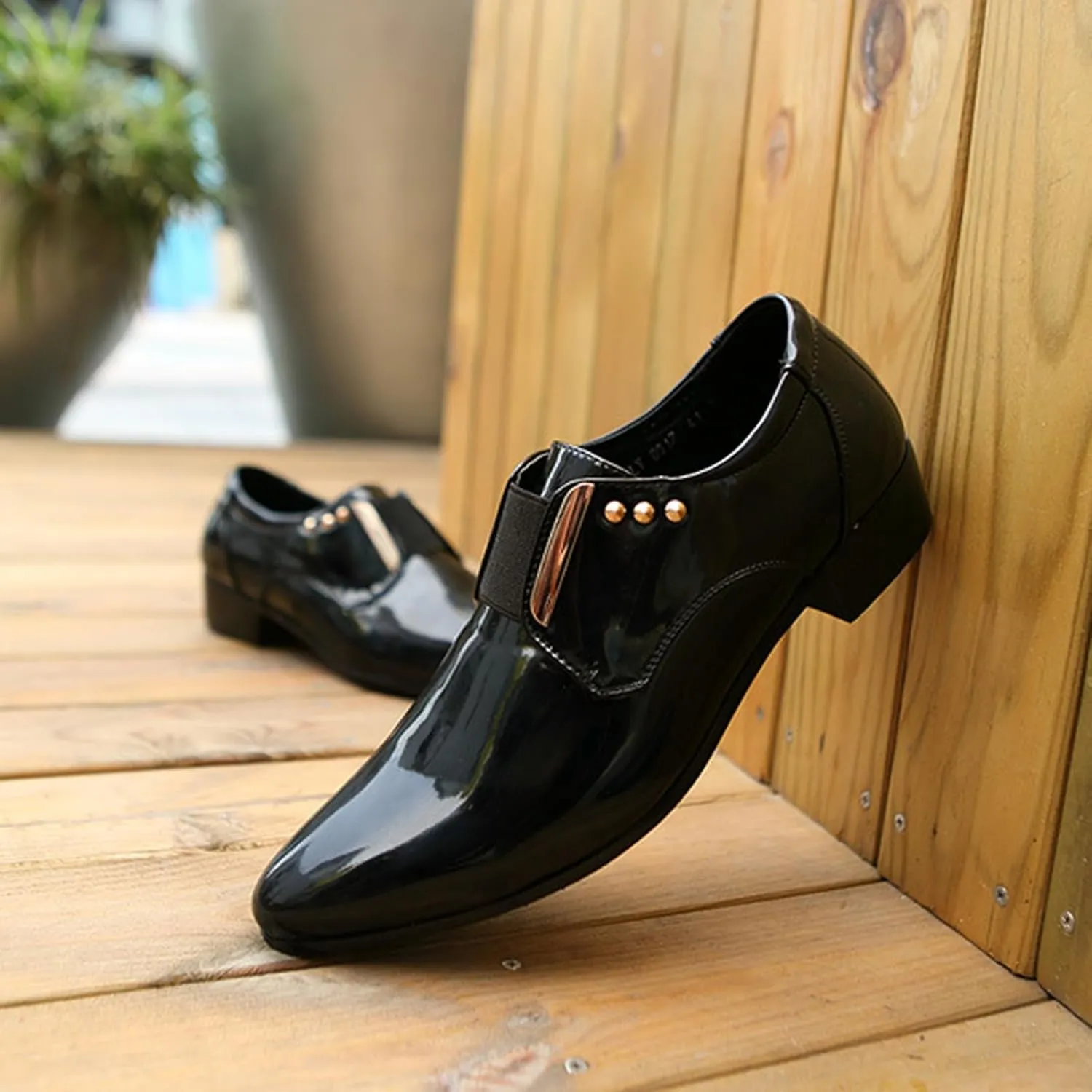 Men's Patent Leather Elastic Band Low Top Dress Business Loafers Fashion Pointed Toe Low Heeled Slip-On Formal Tuxedo Derby Shoes Classic Modern Formal Leather Shoes
