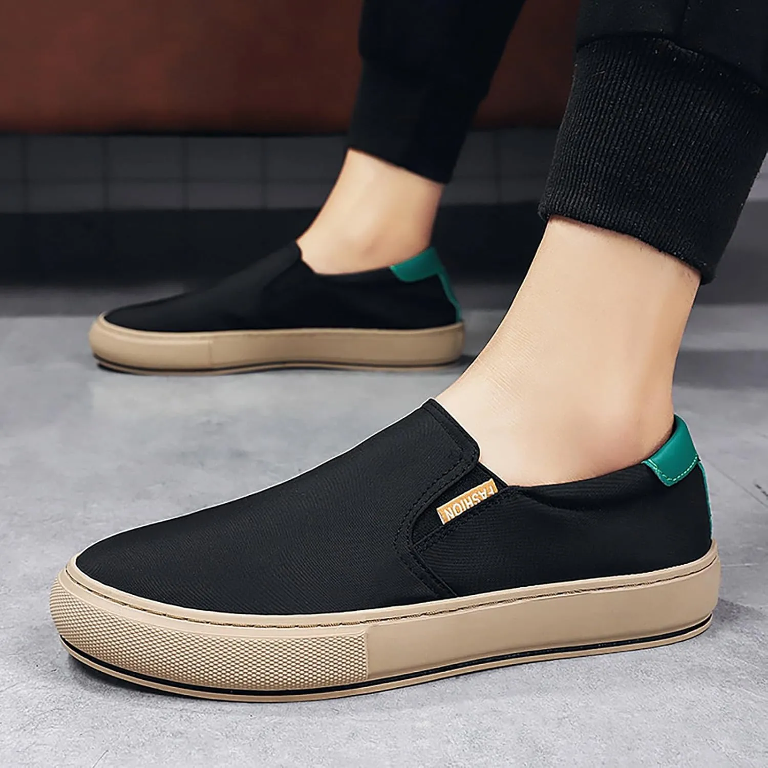 Men's Reathable Stretch Canvas Shoes Lightweight Breathable Slip on Running Shoe Business Casual Versatile Shoes
