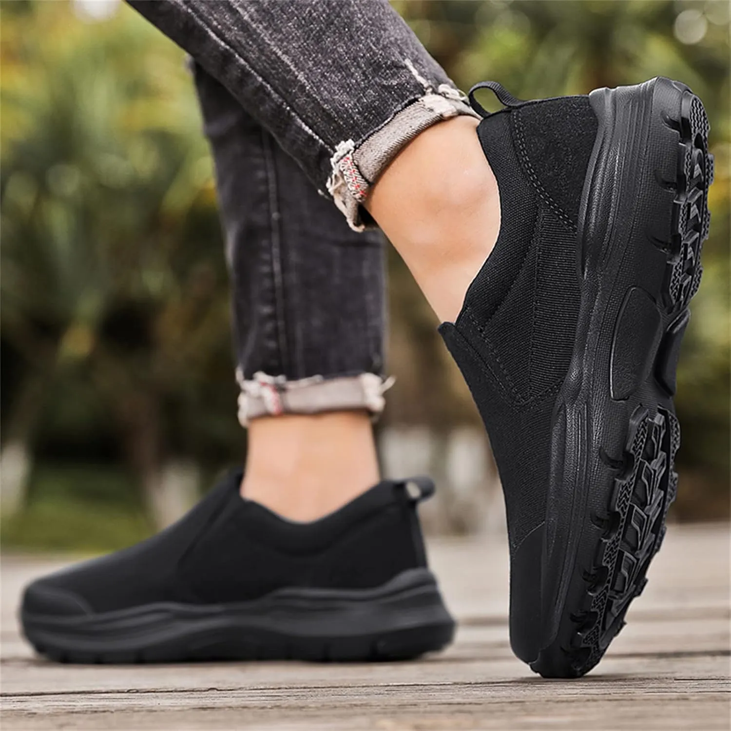 Men's Slip-On Canvas Shoes Casual Sneakers Lightweight Comfortable Breathable Loafers
