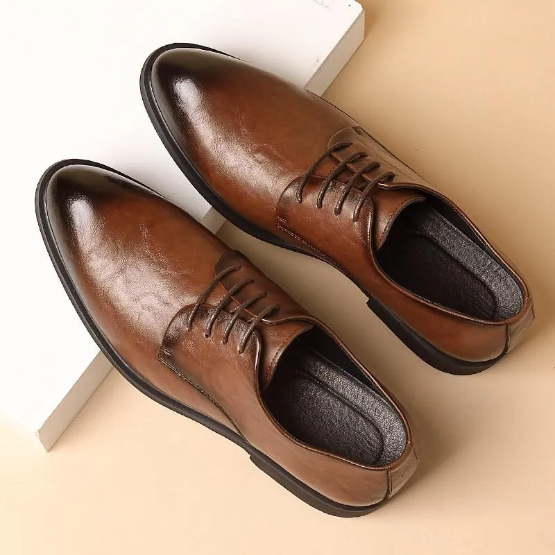 Men's Wingtip Oxford Business Shoes - Polished Leather Dress Shoes with Flexible Rubber Sole for Professional Settings & Formal Gatherings