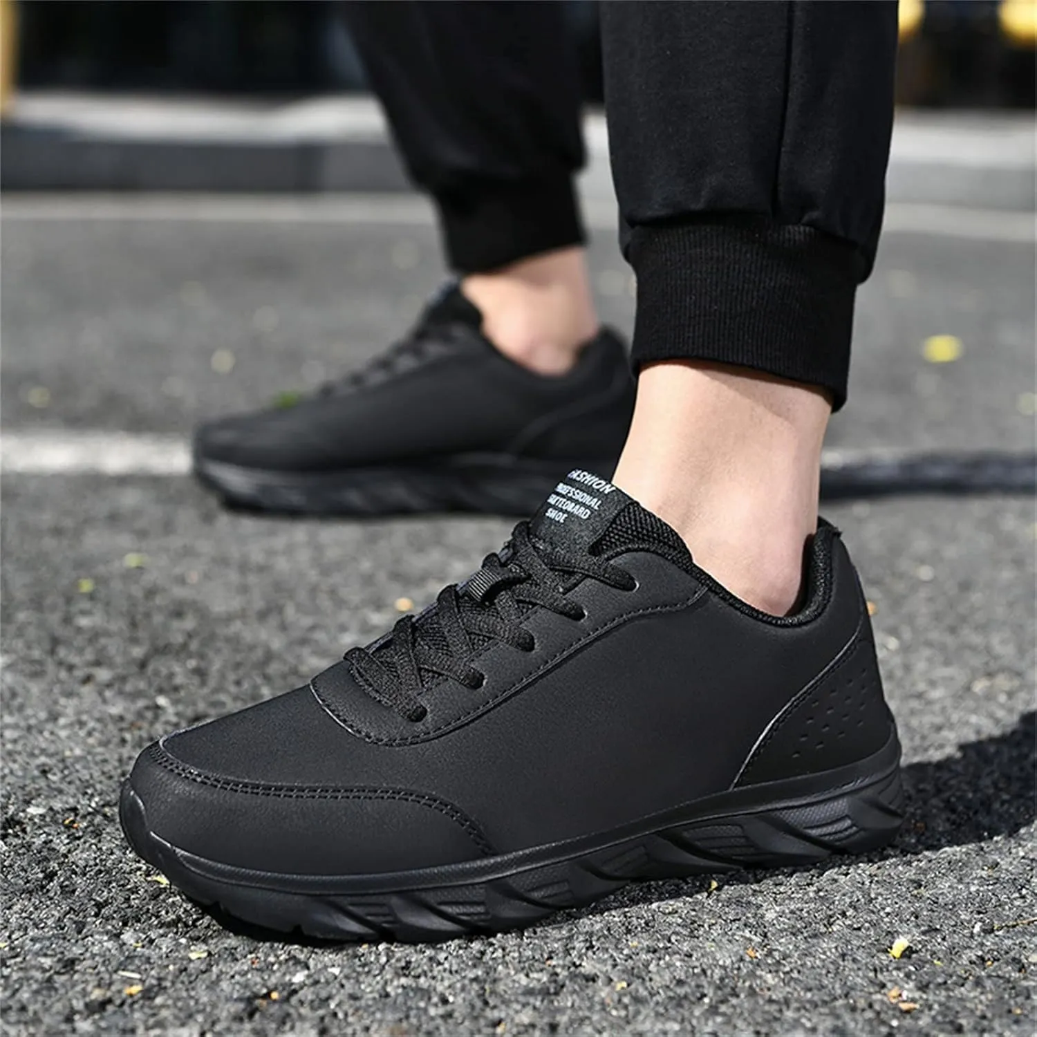 Outdoor Jogging Sneakers for Men Comfortable Breathable Lightweight Tennis Shoe Men's Comfortable Canvas Shoes