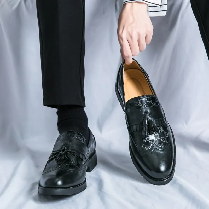 Oxford Shoes for Men Mens British Formal Dress Shoes for Male Coiffeur Tassel Formal Loafers Classic Wedding Party Footwear Slip on