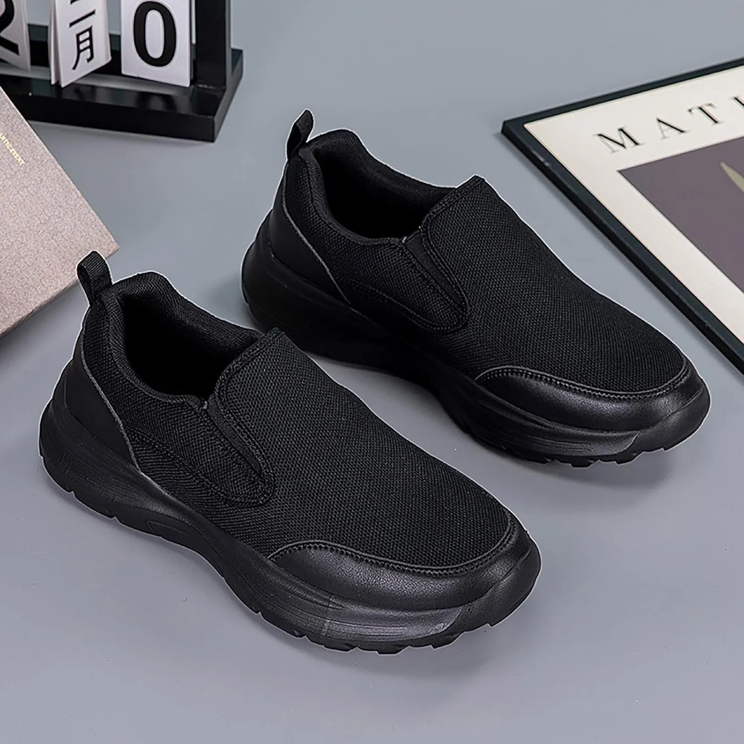 Walking Shoes for Men Mesh Walking Shoes Breathable Lightweight Running Shoes Slip On Casual Sneaker for Women